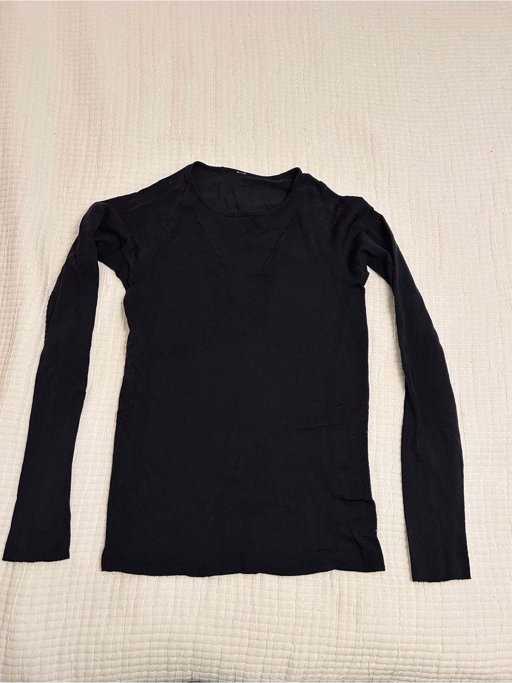 lululemon athletica Black Long-Sleeve Crew Top